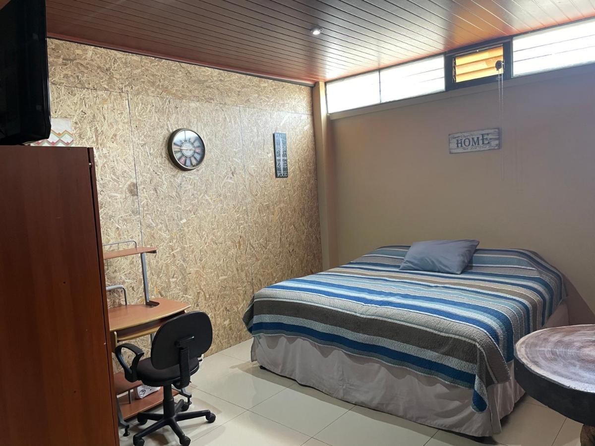 Huehueloft1 Estacionamiento Y Wifi Leilighet Huehuetenango Eksteriør bilde