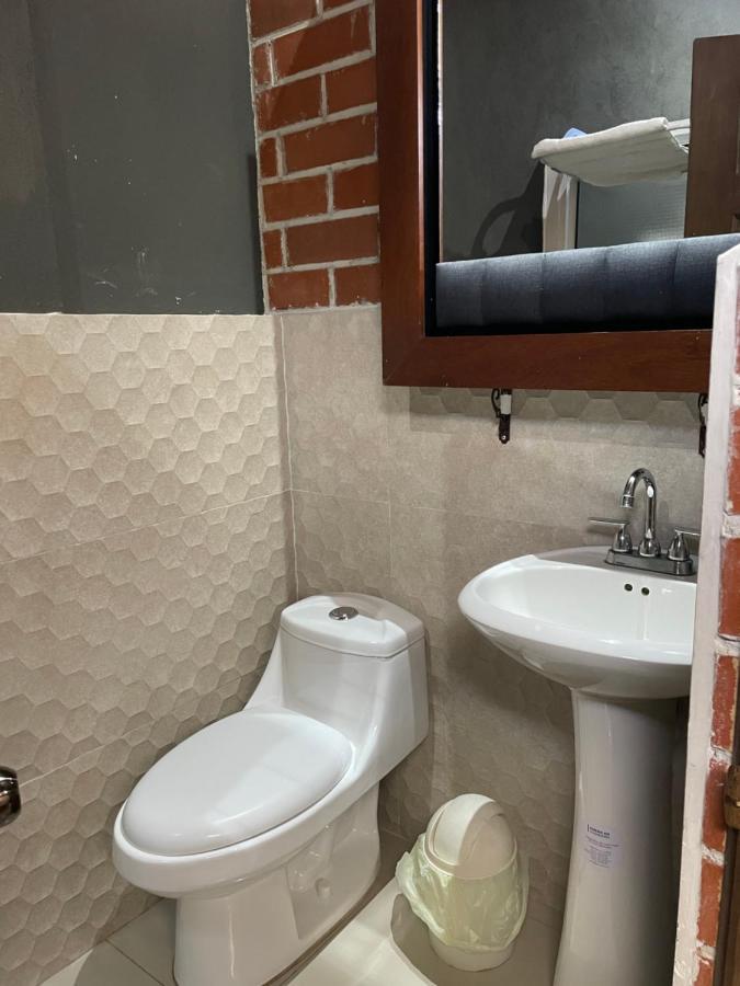 Huehueloft1 Estacionamiento Y Wifi Leilighet Huehuetenango Eksteriør bilde